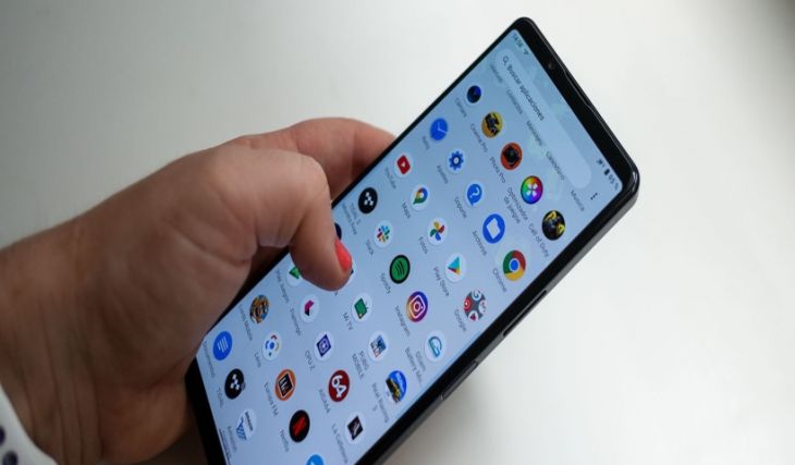 Funciones y Aplicaciones de un Smartphone Funciones y Aplicaciones de un Smartphone